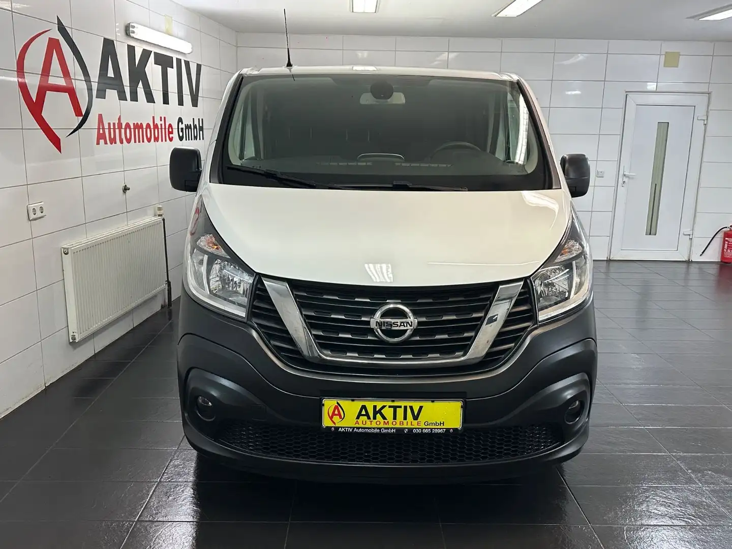 Nissan NV300 L2H1 2,9t DoKa COMFORT*Navi*LKW* Weiß - 2