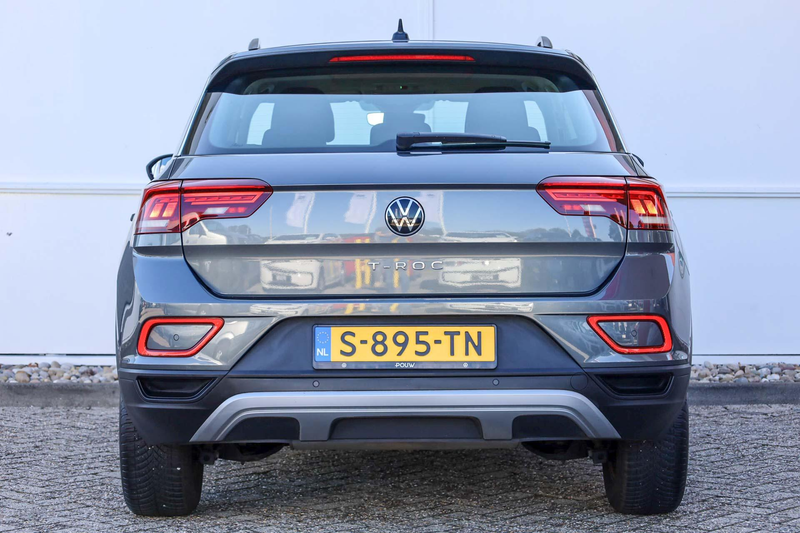 Volkswagen T-Roc 1.0 TSI 110pk Life | Navigatie | Adaptive Cruise | — photo 10