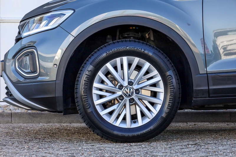Volkswagen T-Roc 1.0 TSI 110pk Life | Navigatie | Adaptive Cruise | — photo 14