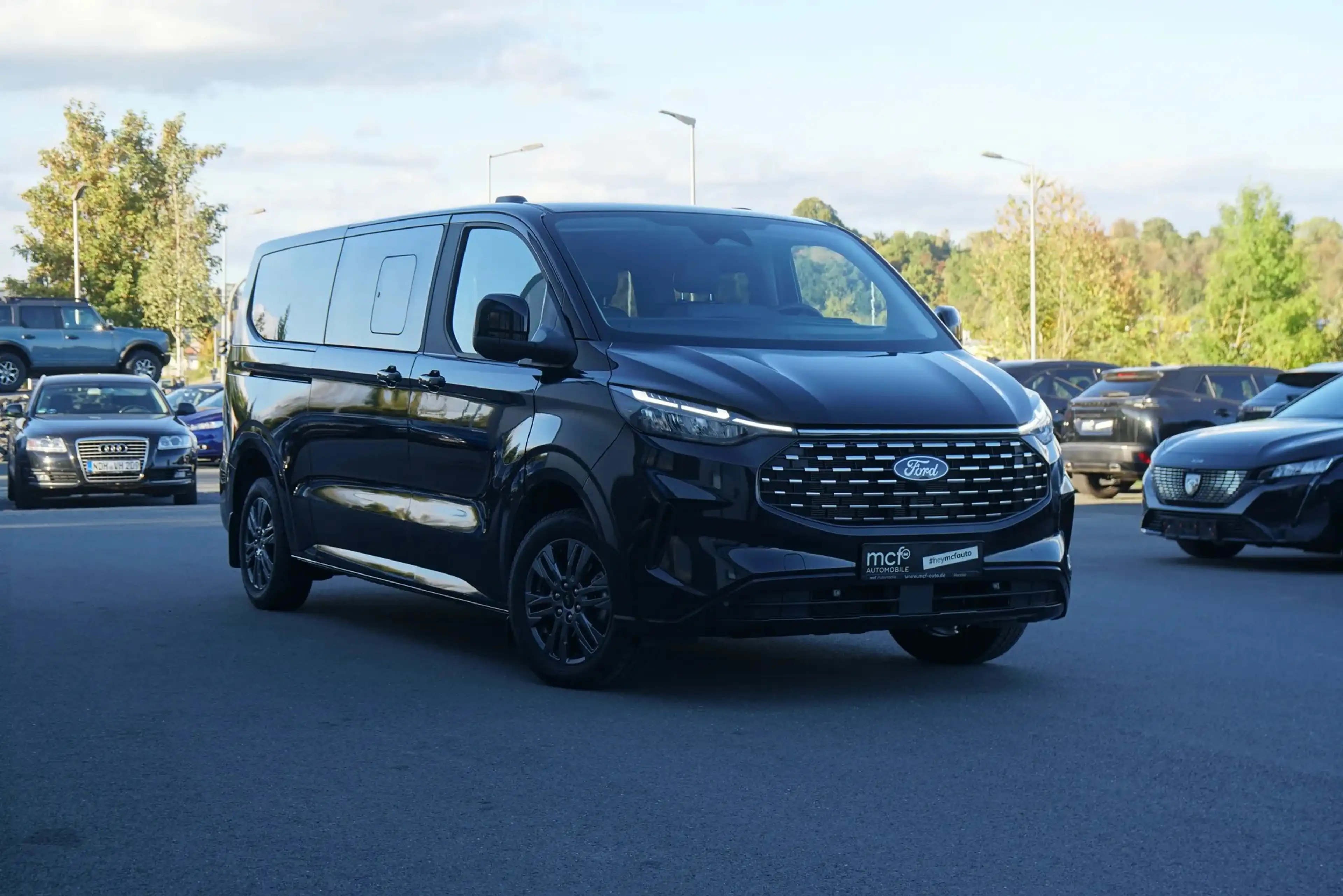 Ford Tourneo Tourneo Custom 2.0 320 L2 Titanium *Garantie*AHK — photo 3