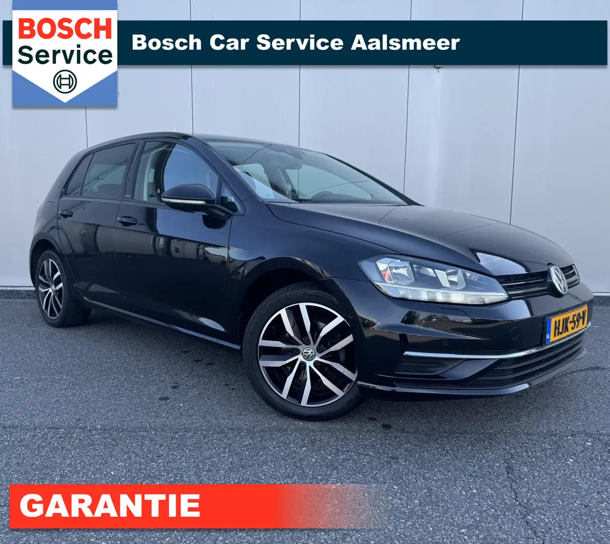 Volkswagen Golf 1.5 TSI Highline / NAVI / LM VELGEN / CARPLAY / DS Zwart - 1