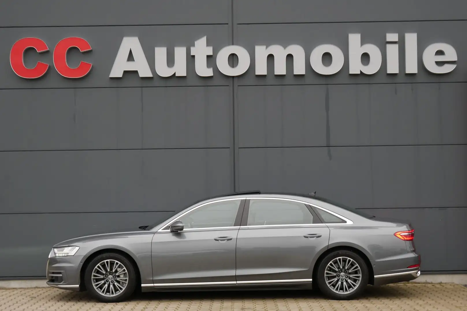 Audi A8 55 TFSI Lang"Einzelsitze"MegaVoll"UPE148.000" Grau - 1