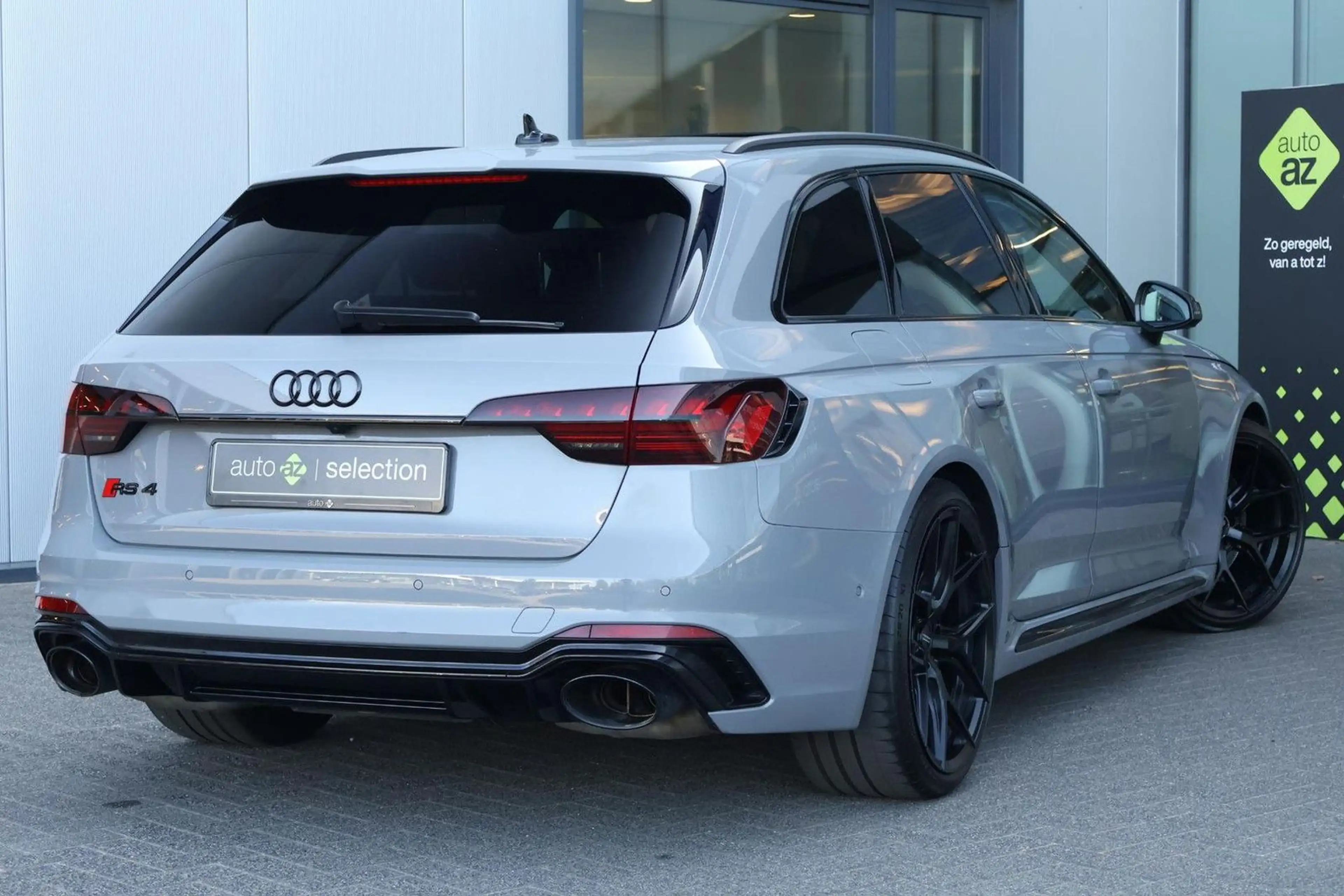 Audi RS4 A4 Avant 2.9 TFSI quattro competition plus / — photo 2