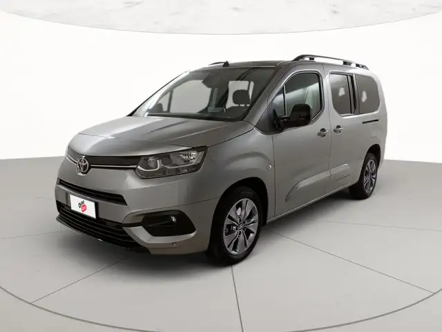 Toyota Proace City 1.5d 130cv s&s a/t l2 d luxury 7p.ti