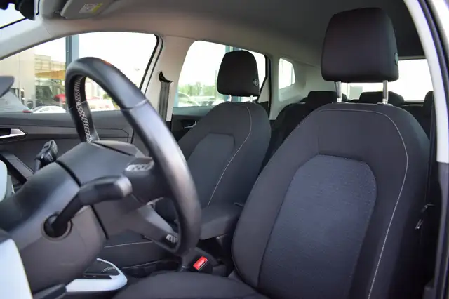 SEAT Arona view 4
