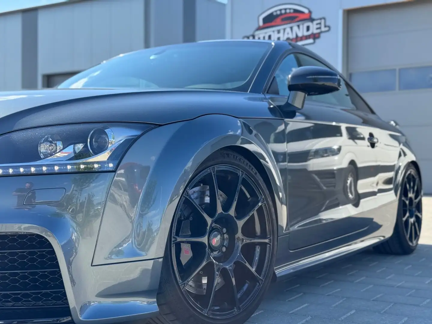 Audi TT RS plus Coup 2.5 TFSI Quattro*Bi-Xenon*Navi* Gris - 2