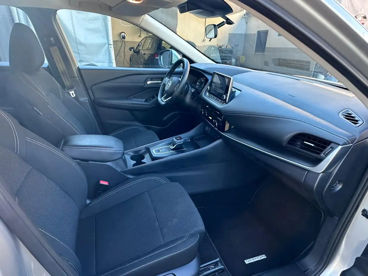 Nissan Qashqai 1.3 mhev Business 2wd 158cv xtronic 13