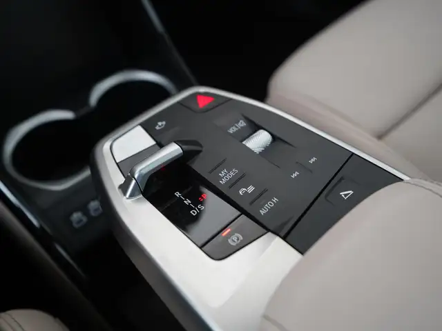 BMW X1 view 11