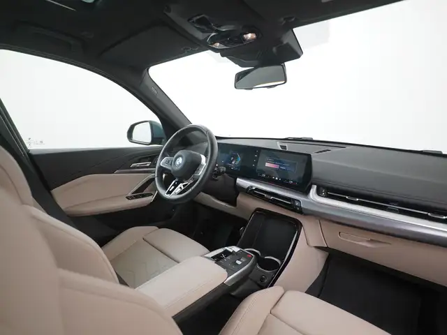 BMW X1 view 2
