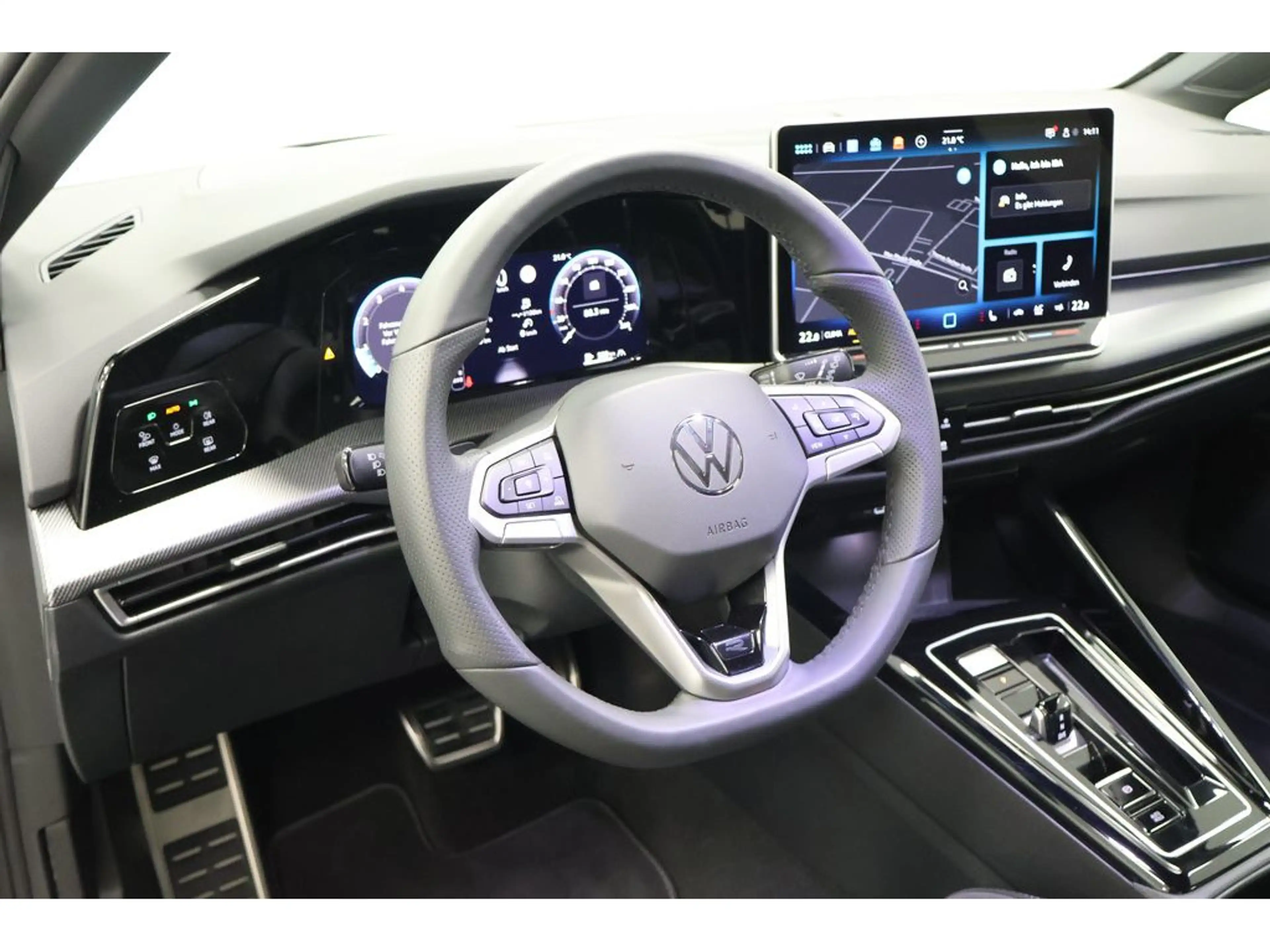 Volkswagen Golf VIII 1.5 eTSI R-Line "Black Style" DSG,N — photo 17