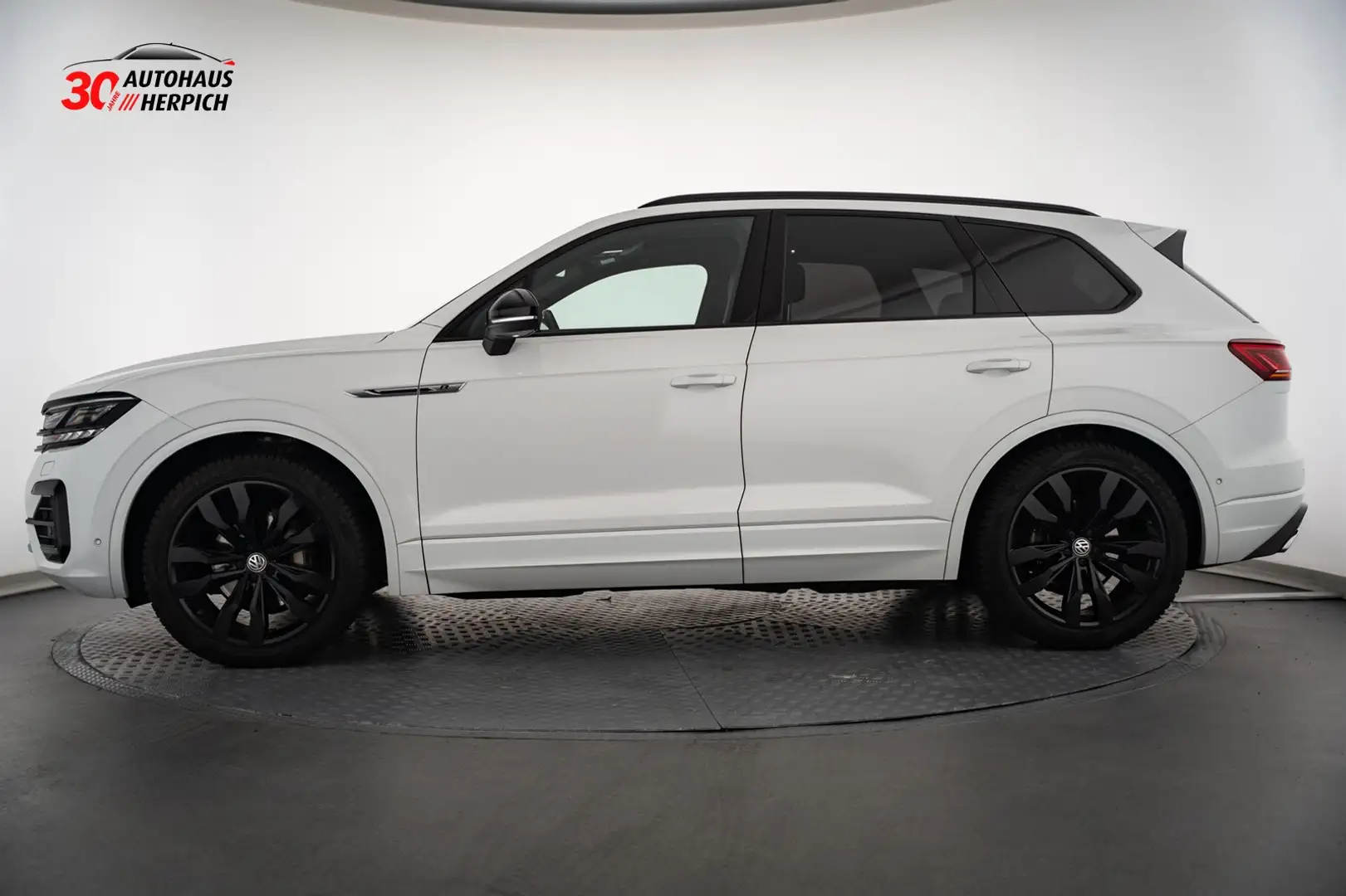 Volkswagen Touareg R-Line STHZG KAM PDC INNOV PANO ACC AHK Weiß - 2