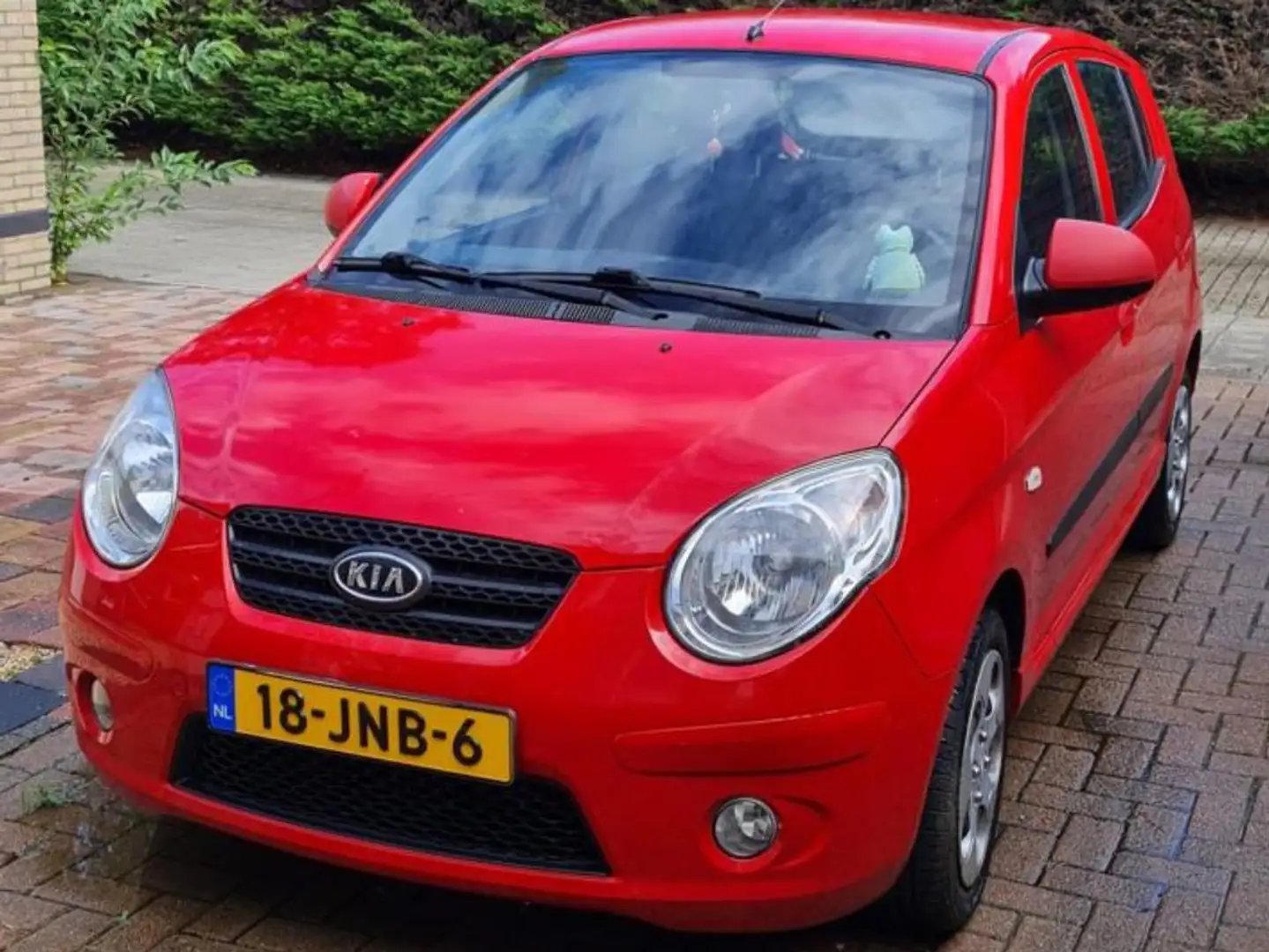 Kia Picanto 1.0 Fifteen Rood - 1