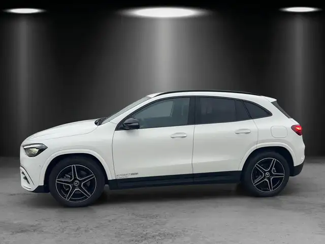 Mercedes-Benz Gla Class view 2