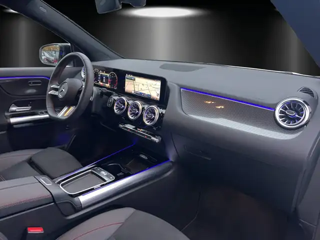 Mercedes-Benz Gla Class view 8