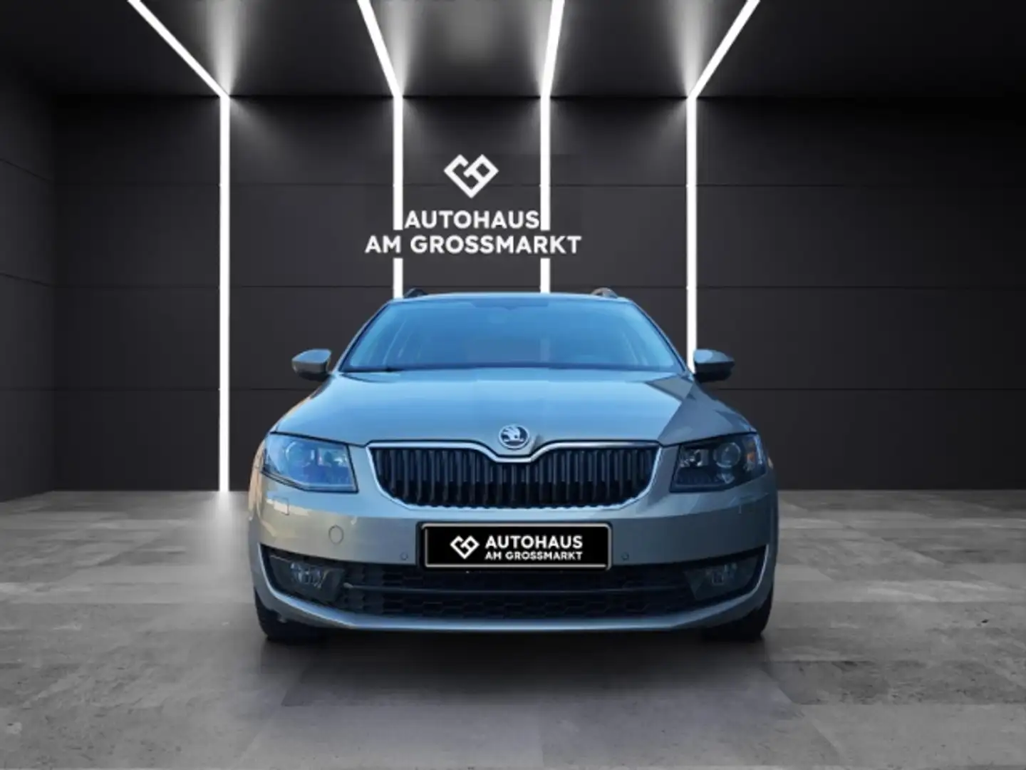 Skoda Octavia Combi Joy 1.0 TSI Navi, PDC, Allwetterreifen Beige - 1