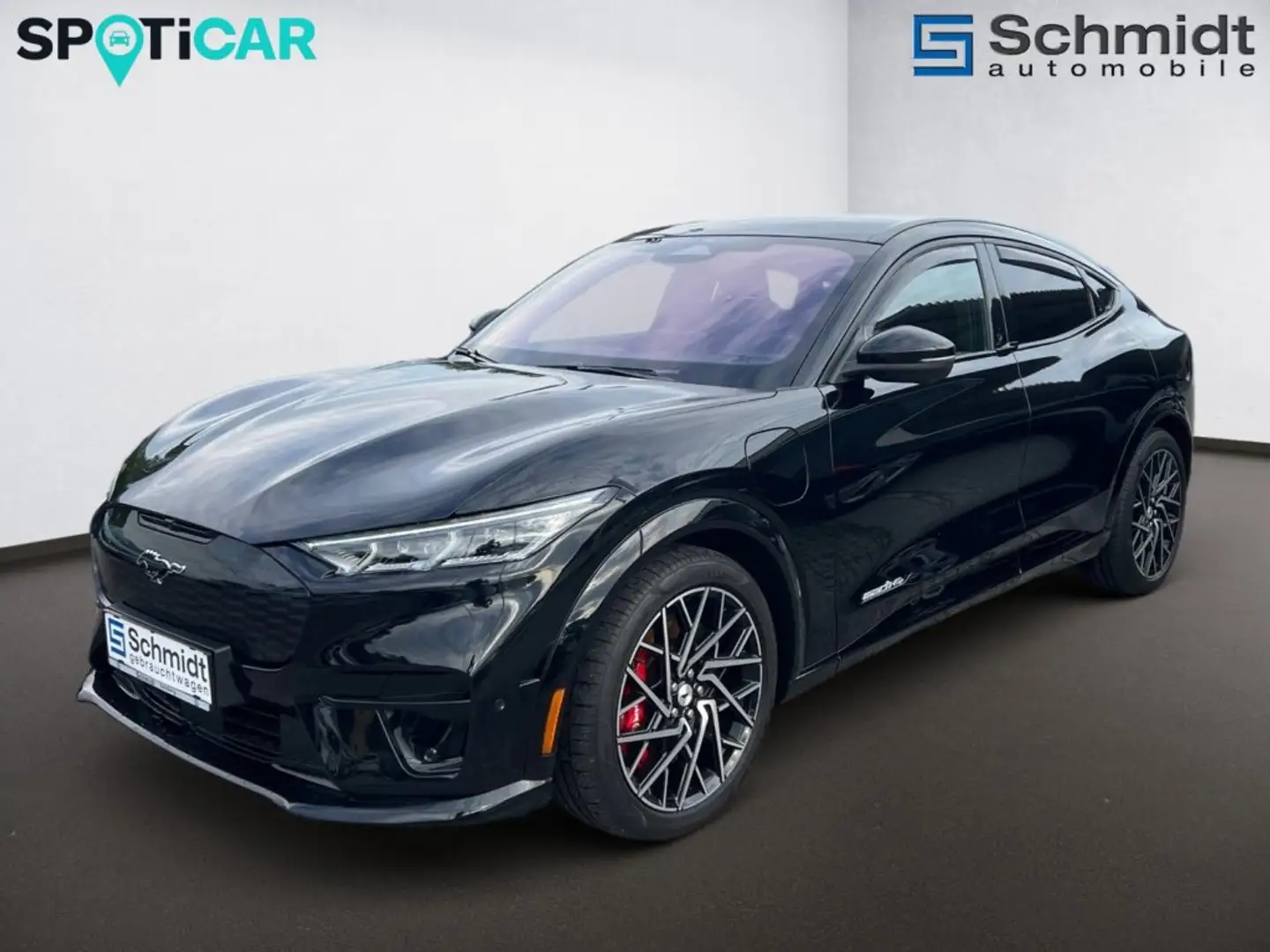 Ford Mustang Mach-E Elektro 99kWh Extended Range AWD GT Schwarz - 2