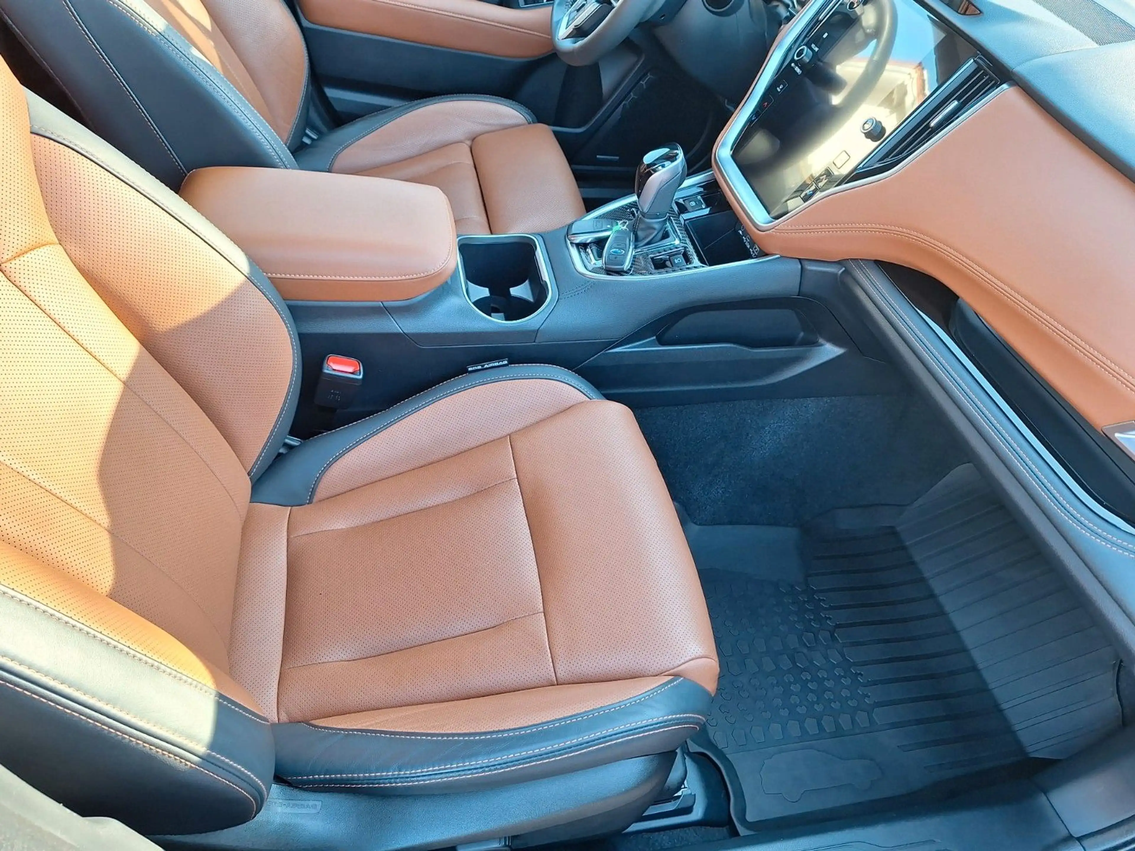 Subaru OUTBACK 2.5i Platinum Lineartronic — photo 12