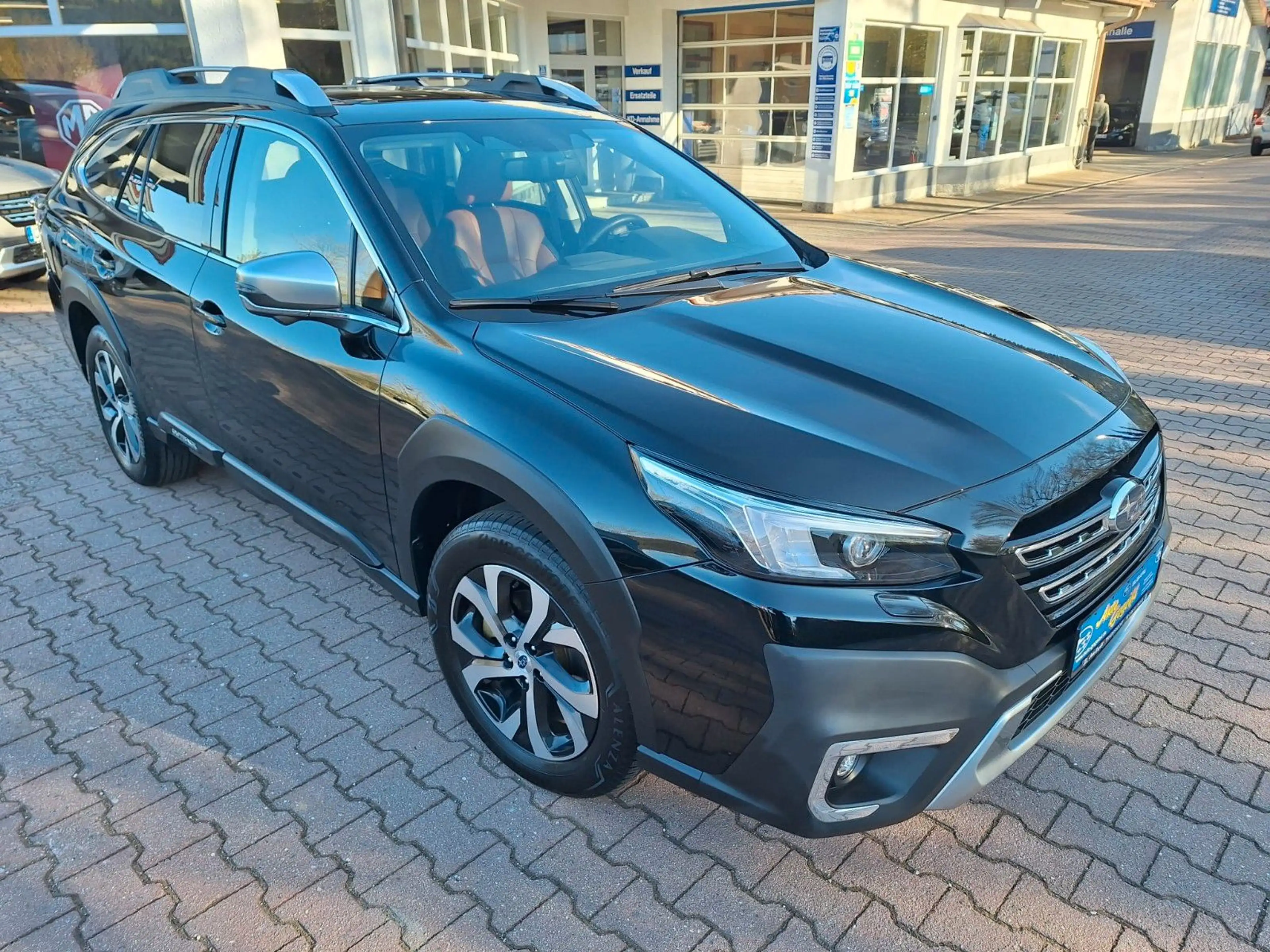 Subaru OUTBACK 2.5i Platinum Lineartronic