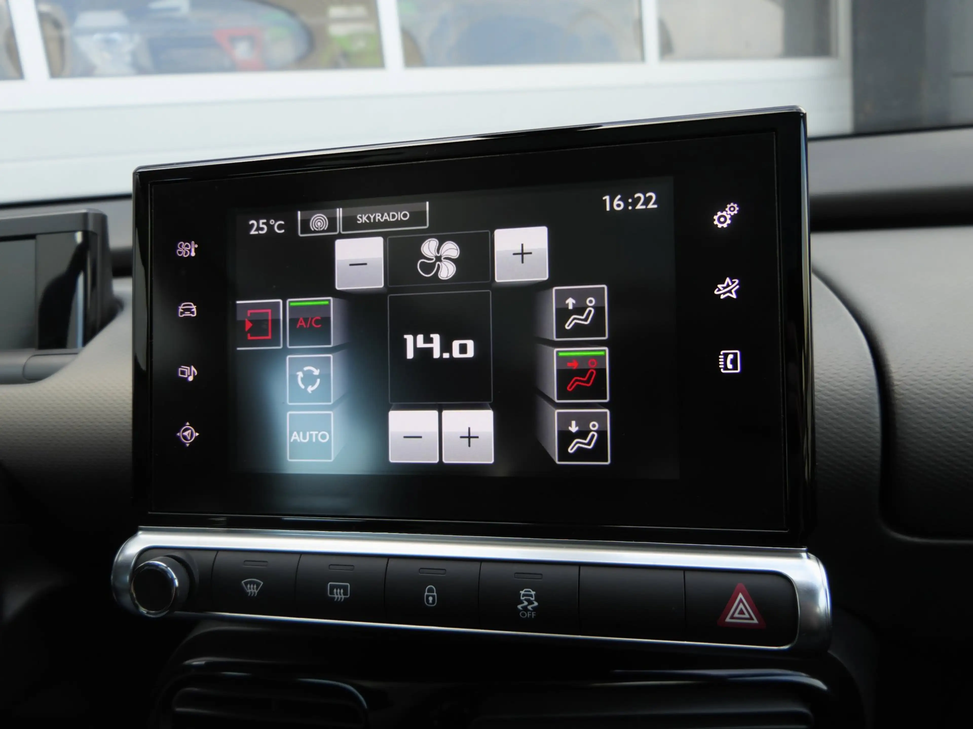 Citroen C4 Cactus 1.2 PureTech Feel | Dealer onderhouden | 1e Eigena — photo 13