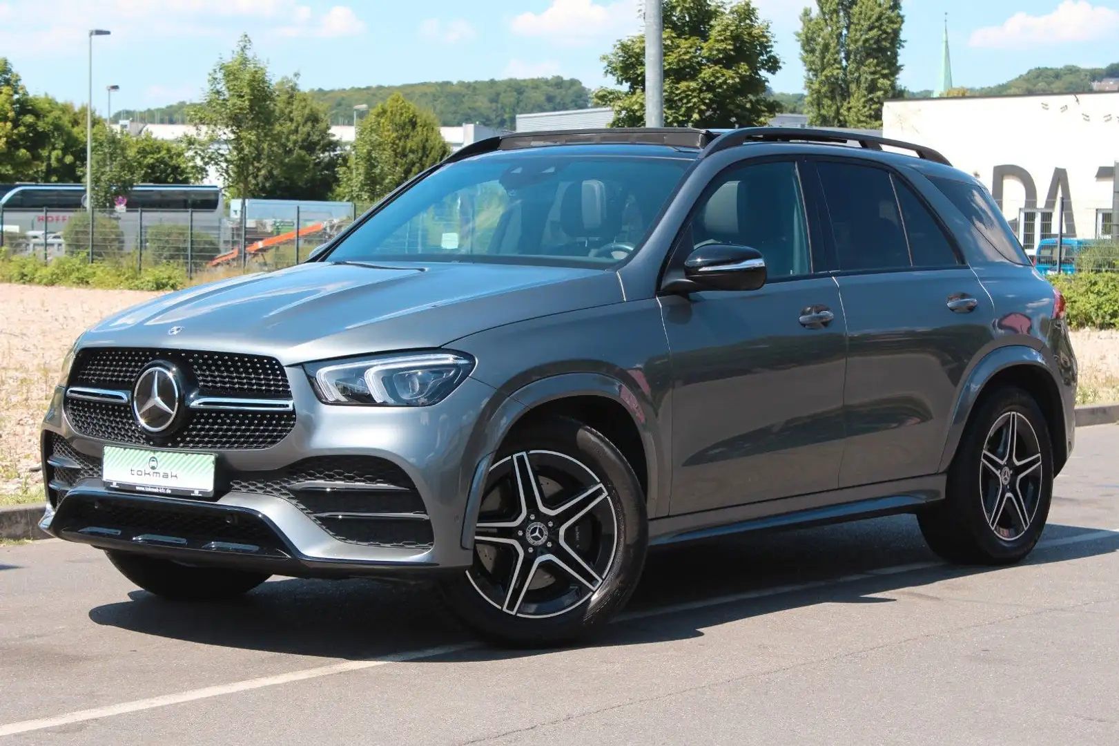 Mercedes-Benz GLE 300 d 4Matic AMG Pano AHK 20" Widesc. Night Gris - 1