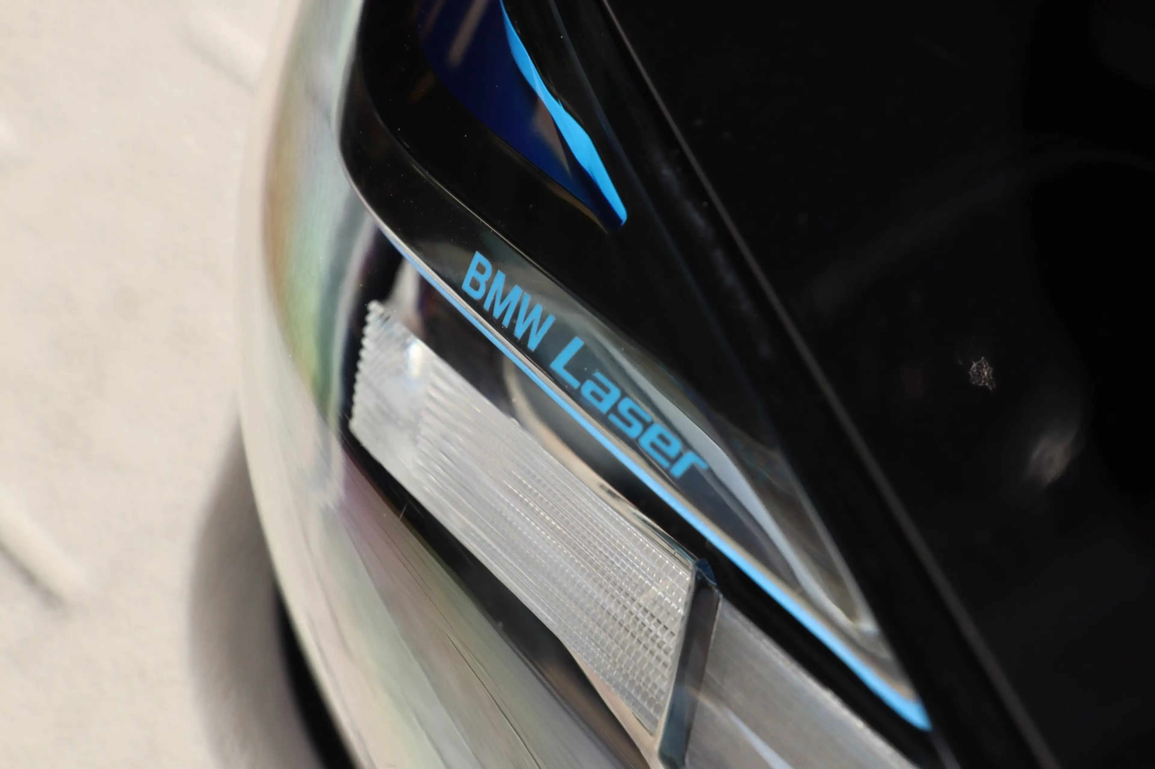 BMW 545 5-serie 545e xDrive M Sport / 50 Jahre / PANO / HK — photo 12