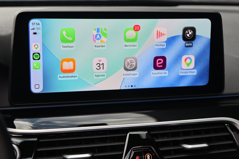 BMW 545 5-serie 545e xDrive M Sport / 50 Jahre / PANO / HK — photo 34
