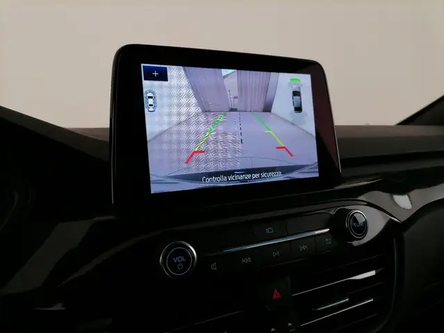 Ford Kuga view 17