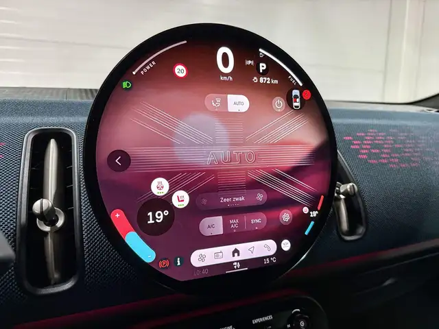 Mini Countryman view 15