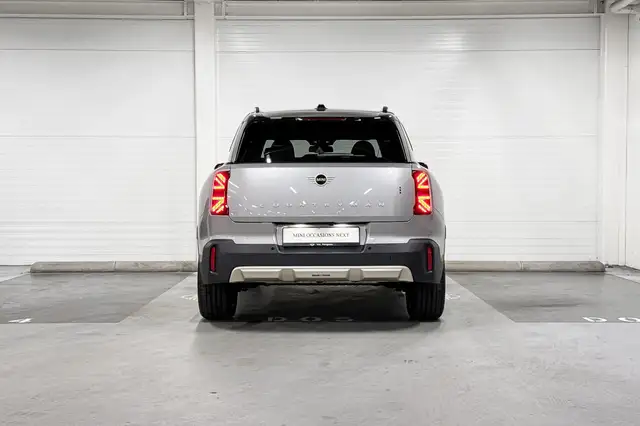 Mini Countryman view 7