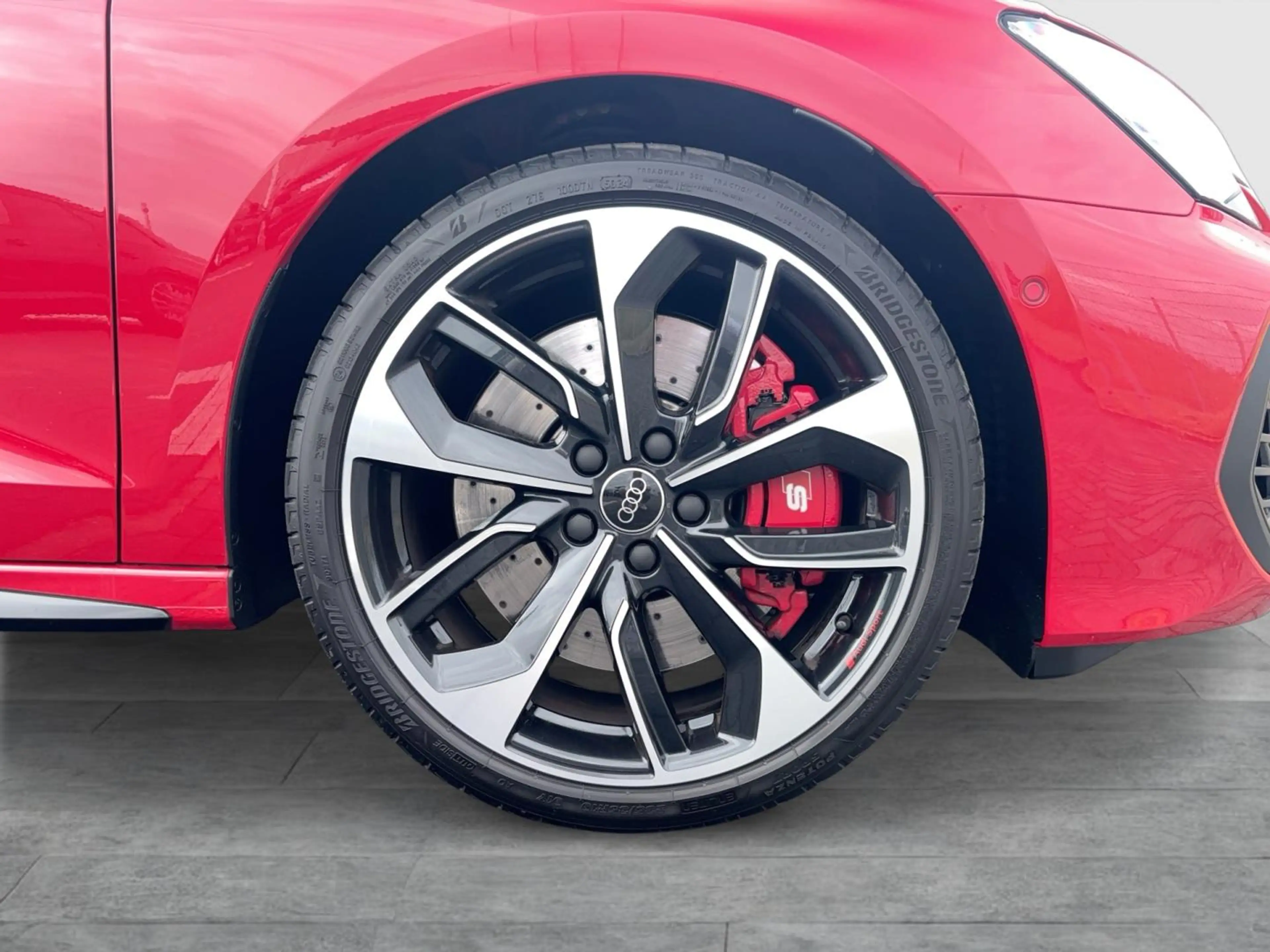 Audi S3 Sportback S3 Sportback 2.0 TFSI quattro S tronic MLED Pano — photo 7