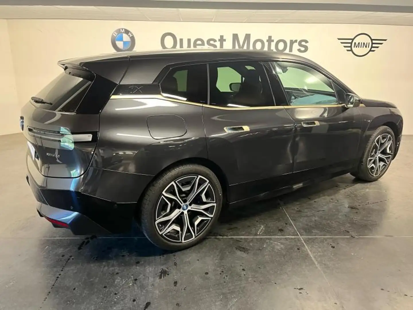 BMW iX xDrive40 326ch Gris - 2