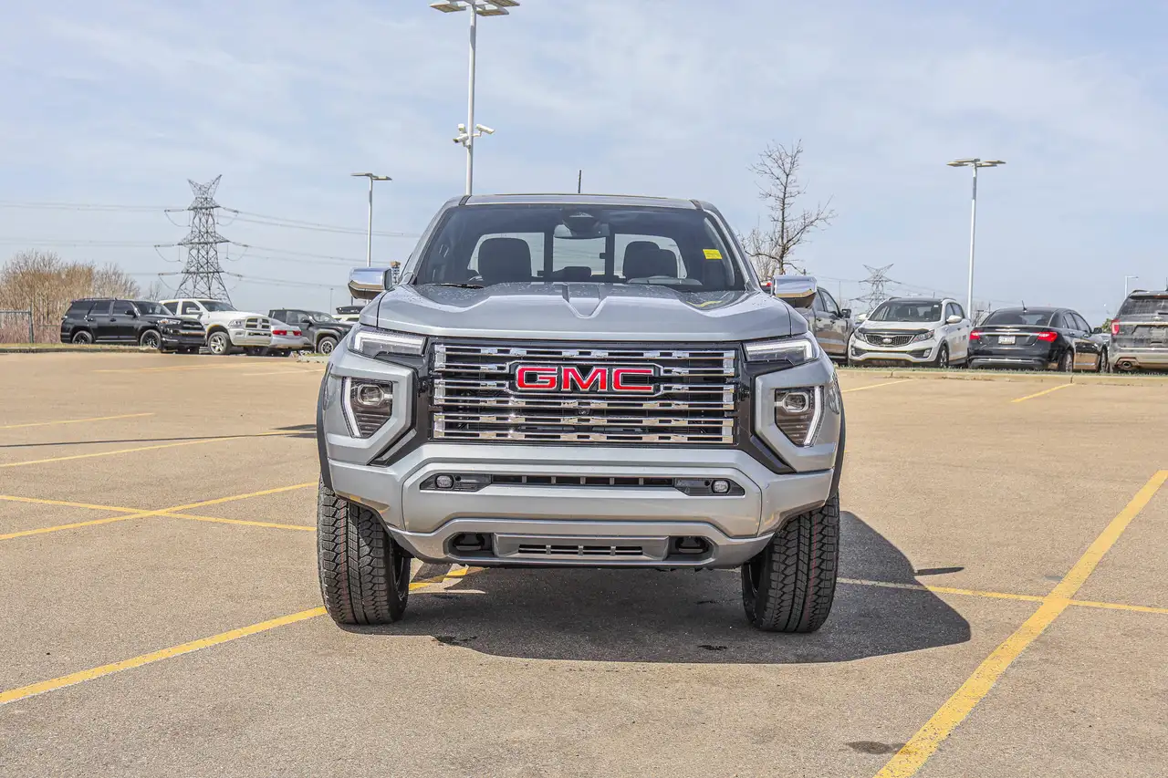 GMC Canyon снимка GMC Canyon