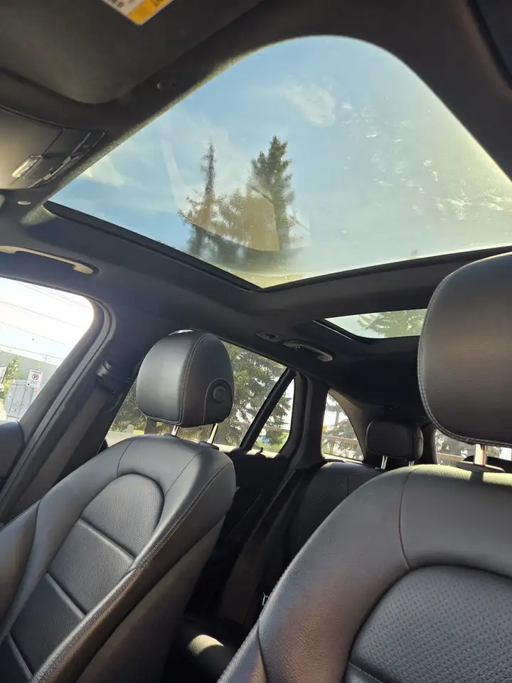 Mercedes-Benz GLC снимка Mercedes-Benz GLC