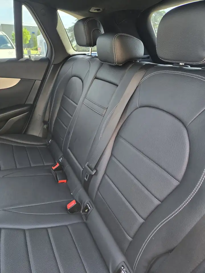 Mercedes-Benz GLC снимка Mercedes-Benz GLC