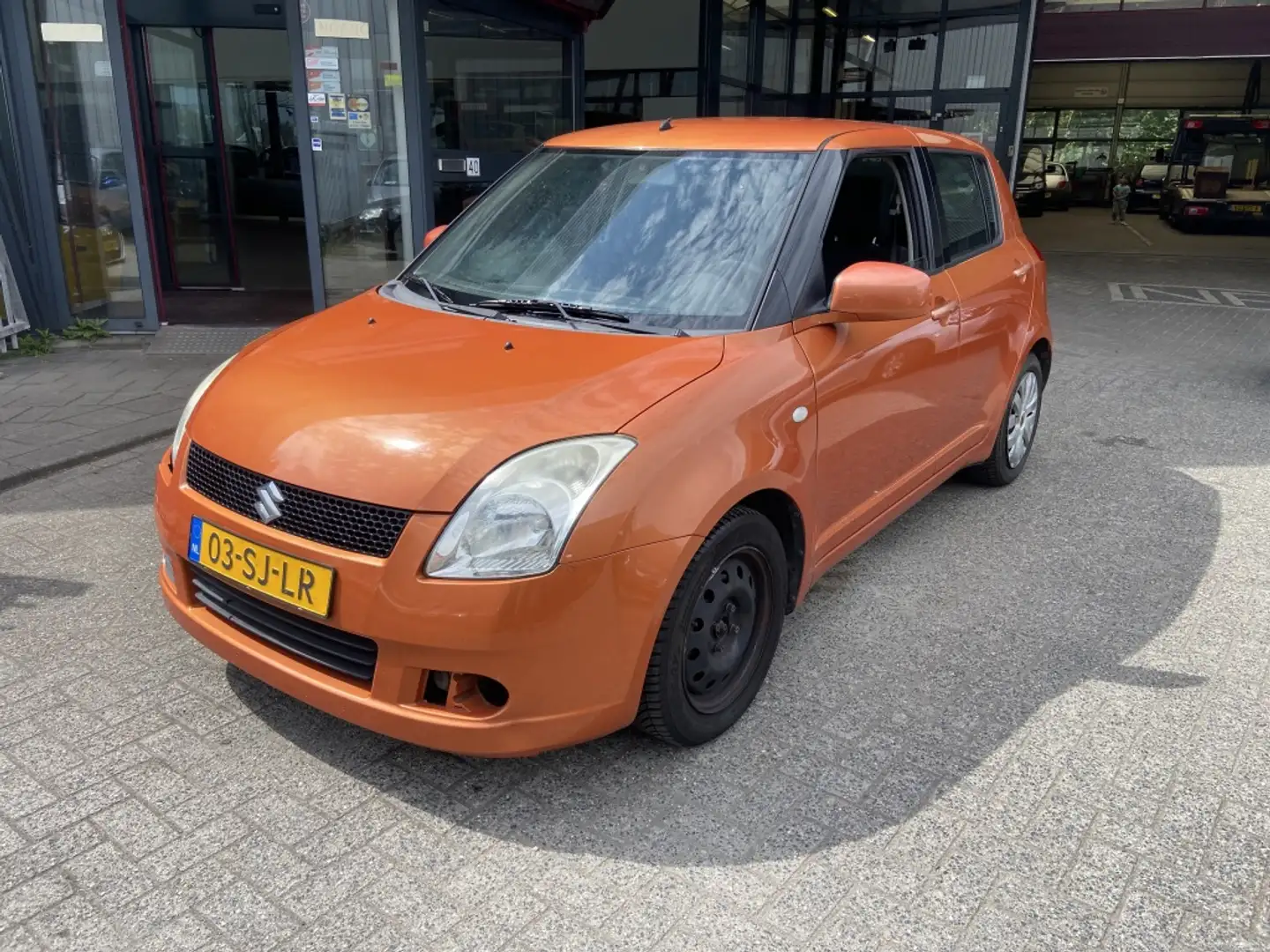Suzuki Swift 1.3 GLS Oranje - 2