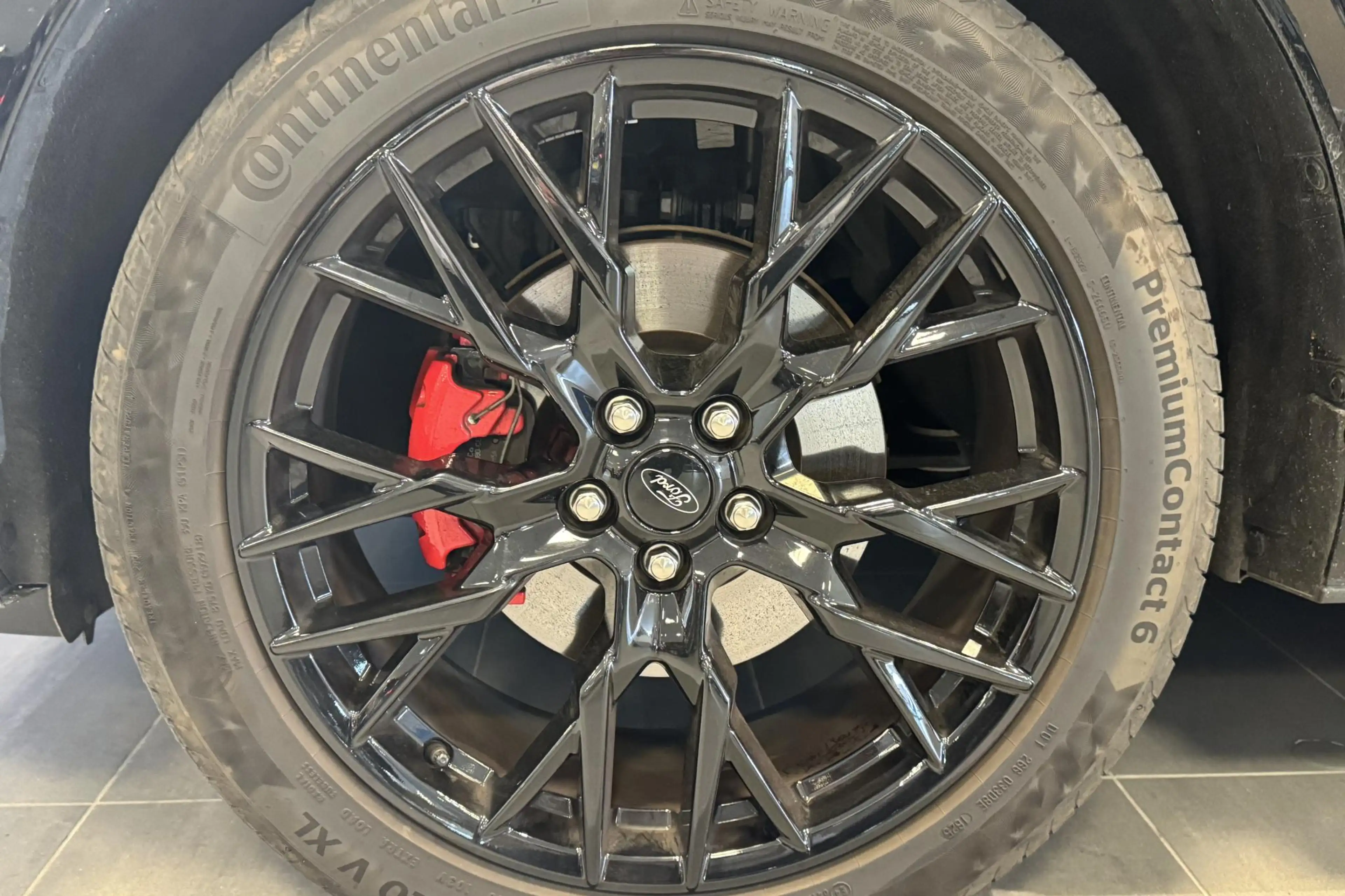 Ford Kuga 2.5 PHEV ST-Line X trekhaak met 2100 kilo trekverm — photo 4