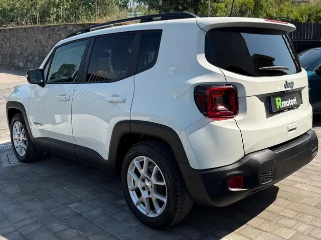 Jeep Renegade view 10
