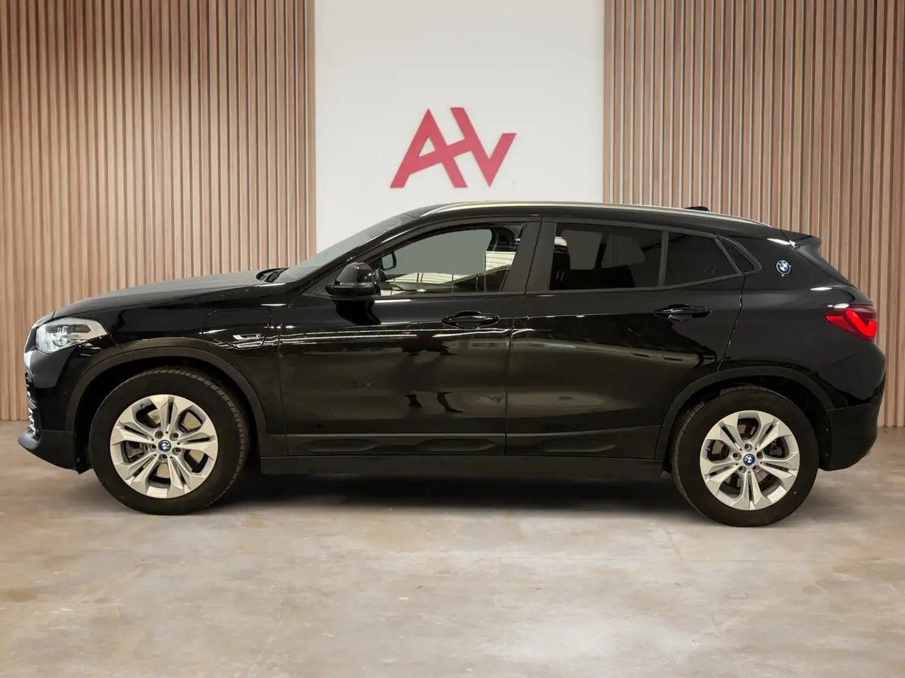 BMW X2 xDrive25e PHEV ** Navi/Carplay HUD Camera, миниатюра 10