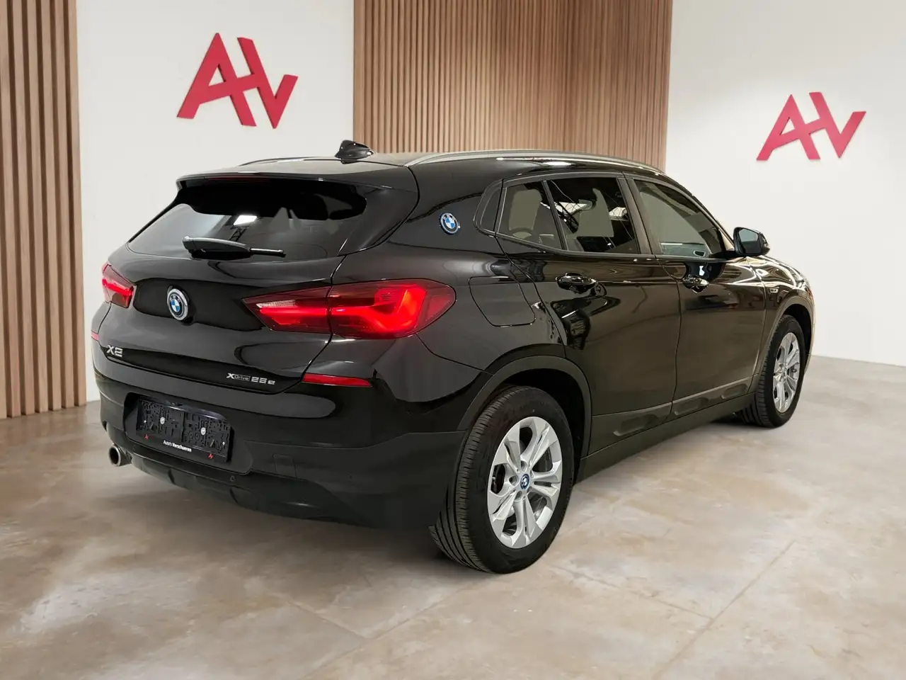 BMW X2 xDrive25e PHEV ** Navi/Carplay HUD Camera, миниатюра 5