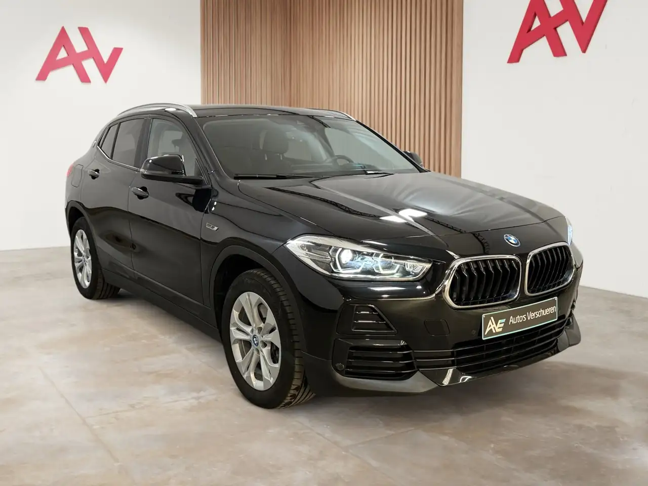BMW X2 xDrive25e PHEV ** Navi/Carplay HUD Camera, миниатюра 3