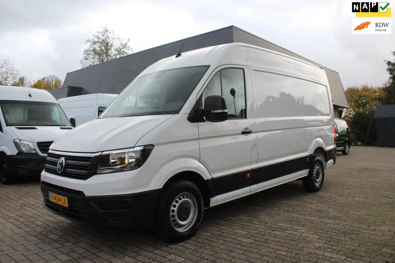 Volkswagen Crafter NIEUW STAAT BINNEN EN BUITEN !!!! 35 2.0 TDI L3H2 Wit - 1