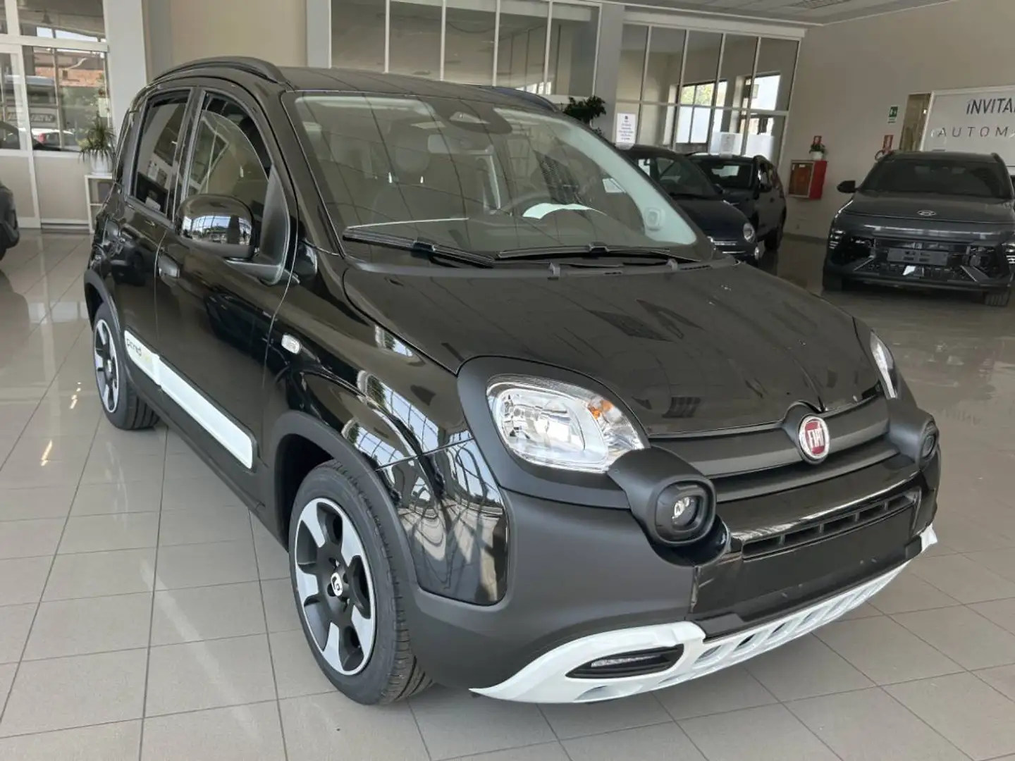Fiat Panda 1.0 FireFly Hybrid Pandina 5p s&s Nero - 1