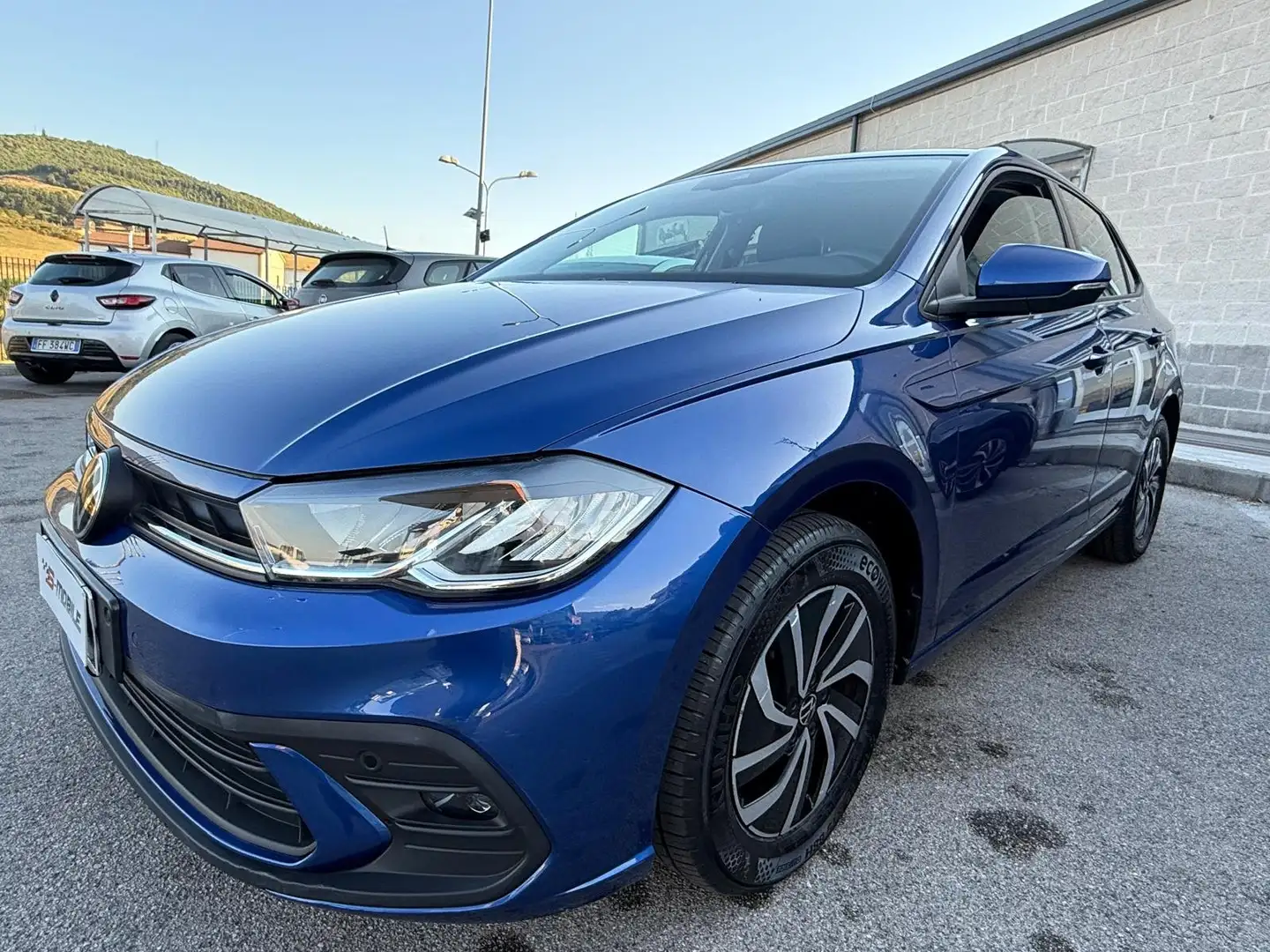 Volkswagen Polo Polo VI 2022 1.0 tsi Life 95cv Bleu - 1
