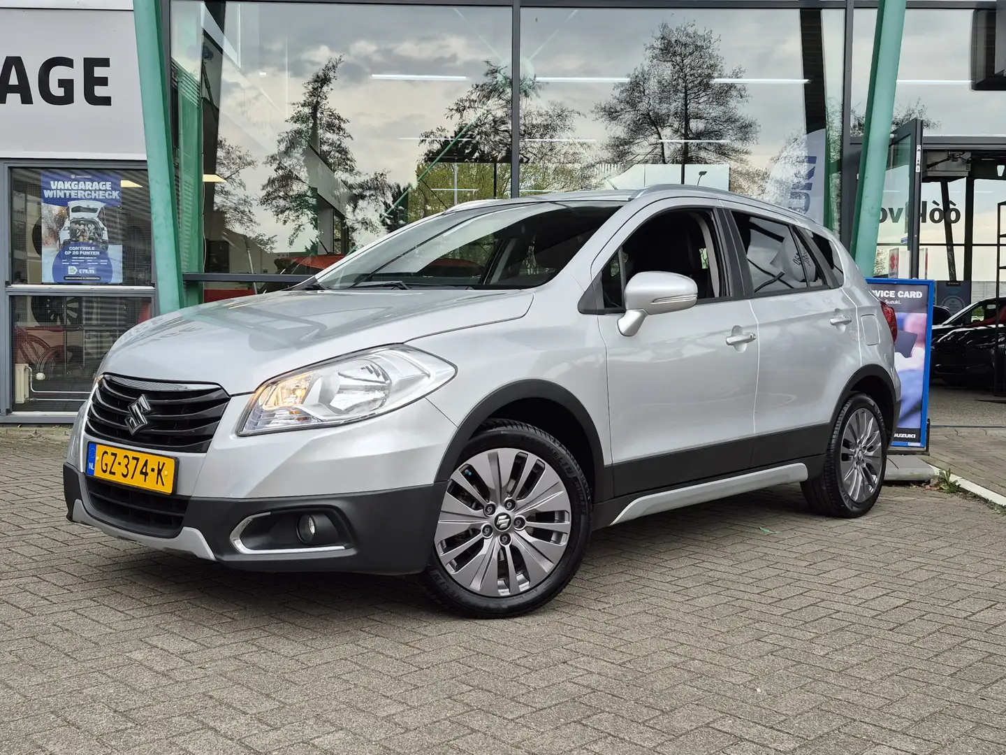 Suzuki SX4 S-Cross 1.6 Exclusive AllGrip 120pk | Allgrip (4x4) | Crui Grijs - 1