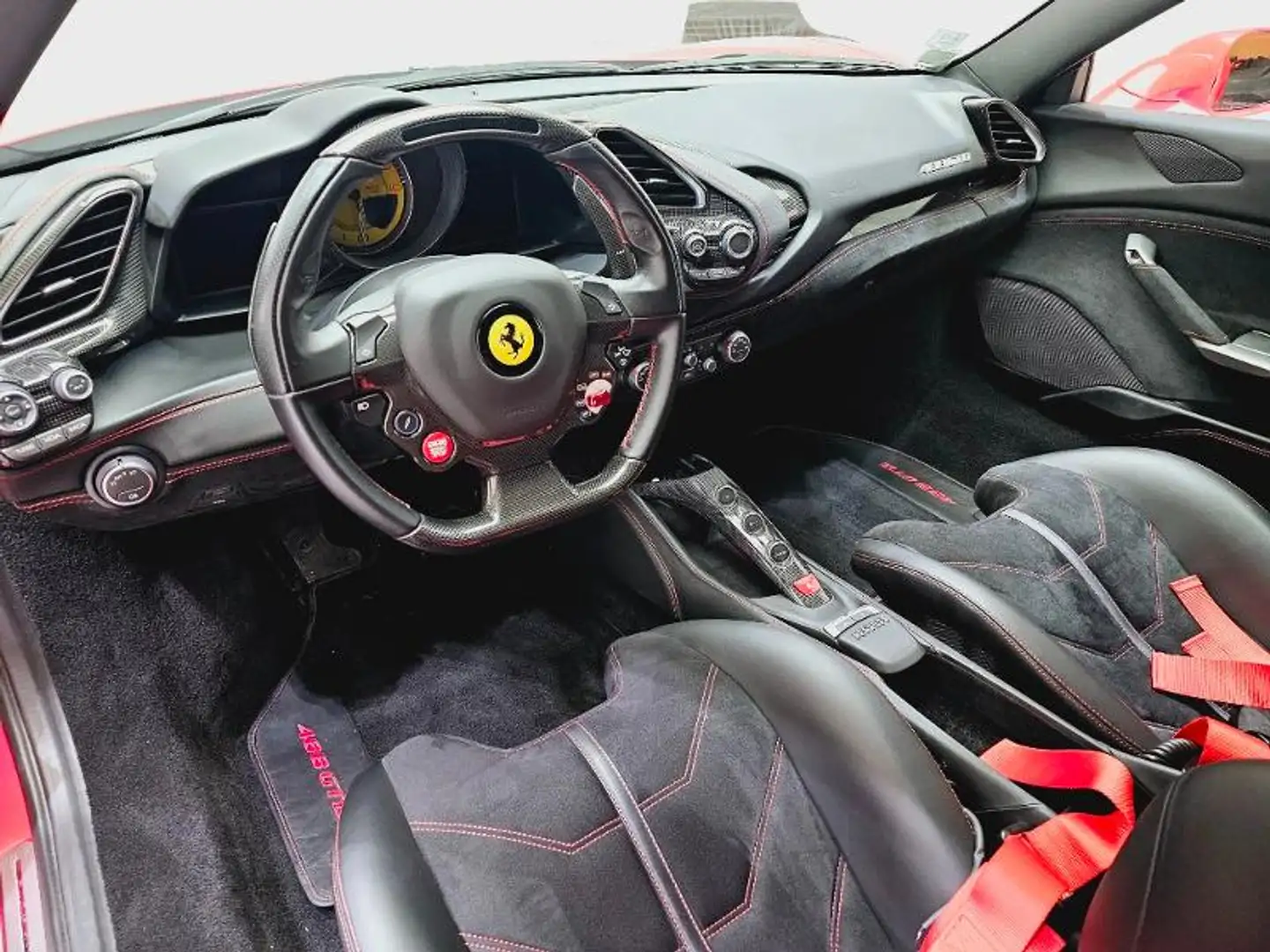 Ferrari 488 V8 3.9 T 670ch - 2