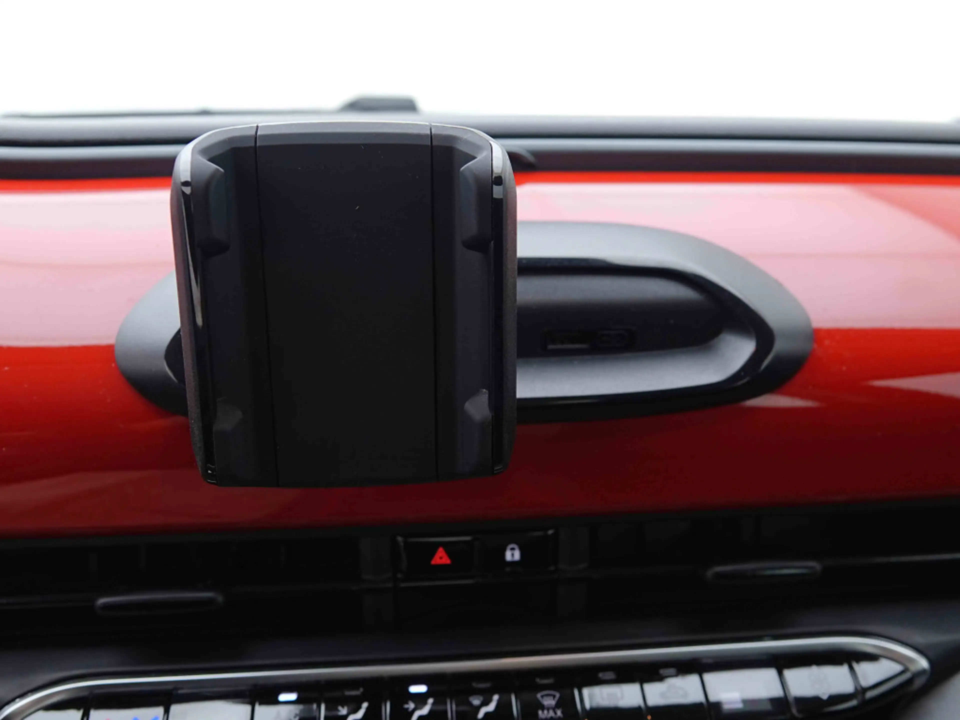 Fiat 500e 23.8 kWh 95 EV AIRCO — photo 11
