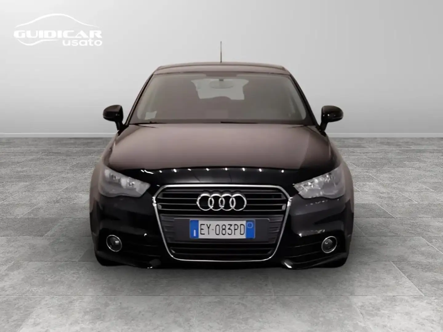 Audi A1 Sportback 1.6 tdi Attraction 90cv Noir - 2