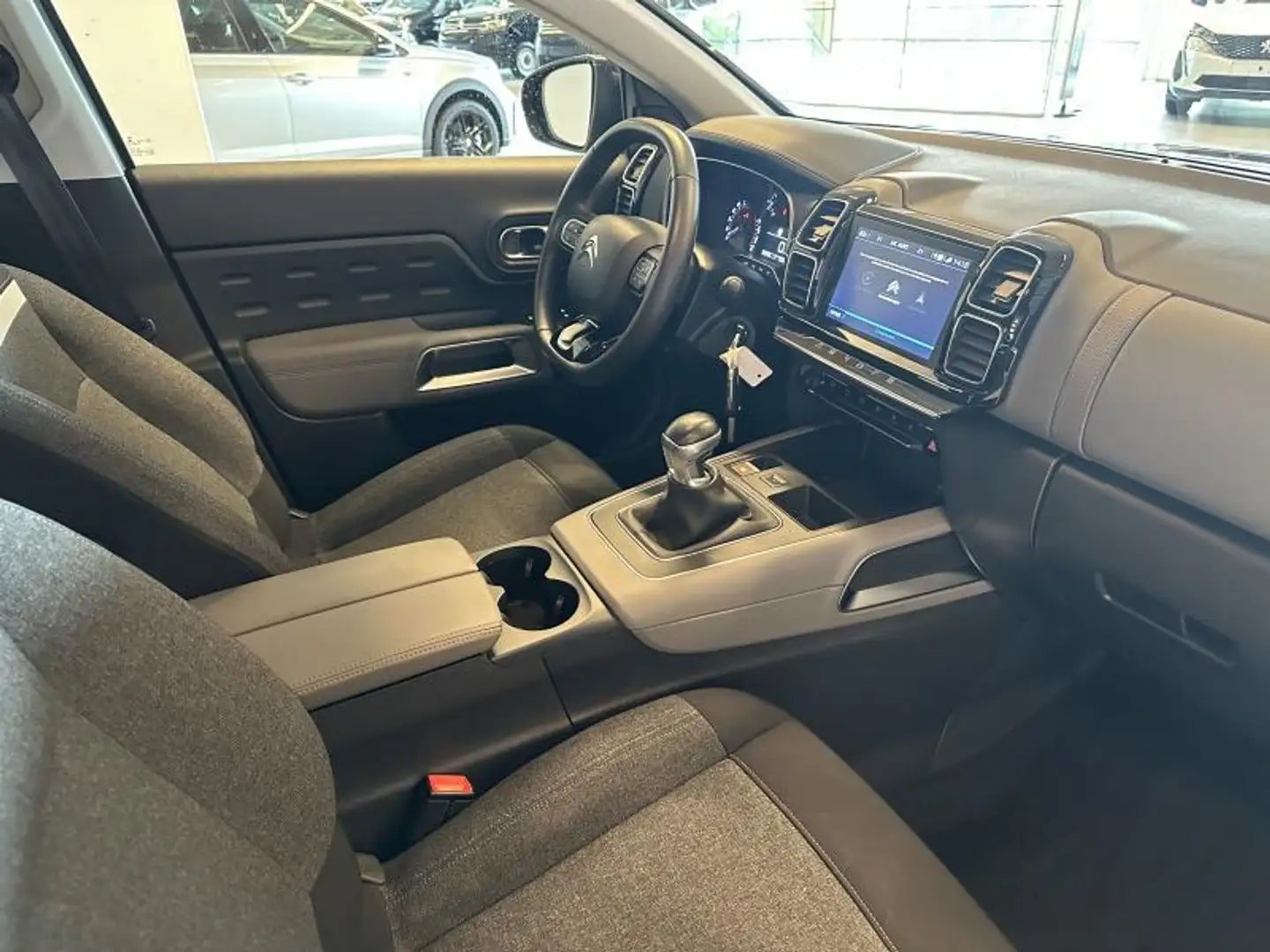 Citroen C5 Aircross FEEL 1.2 BENZINE 130 MAN 6 Grijs - 2