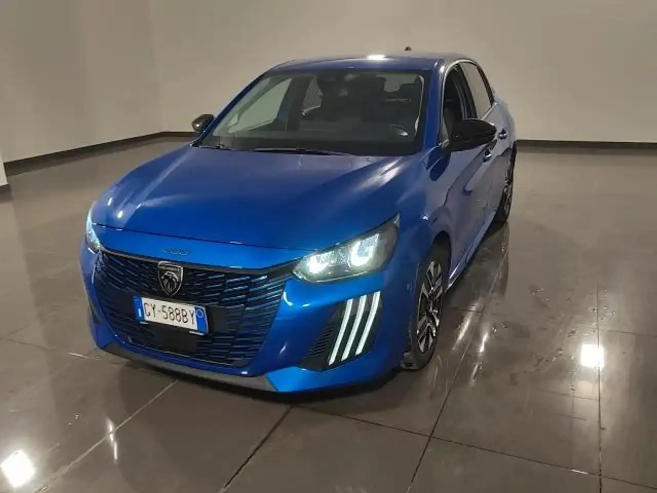 Peugeot 208