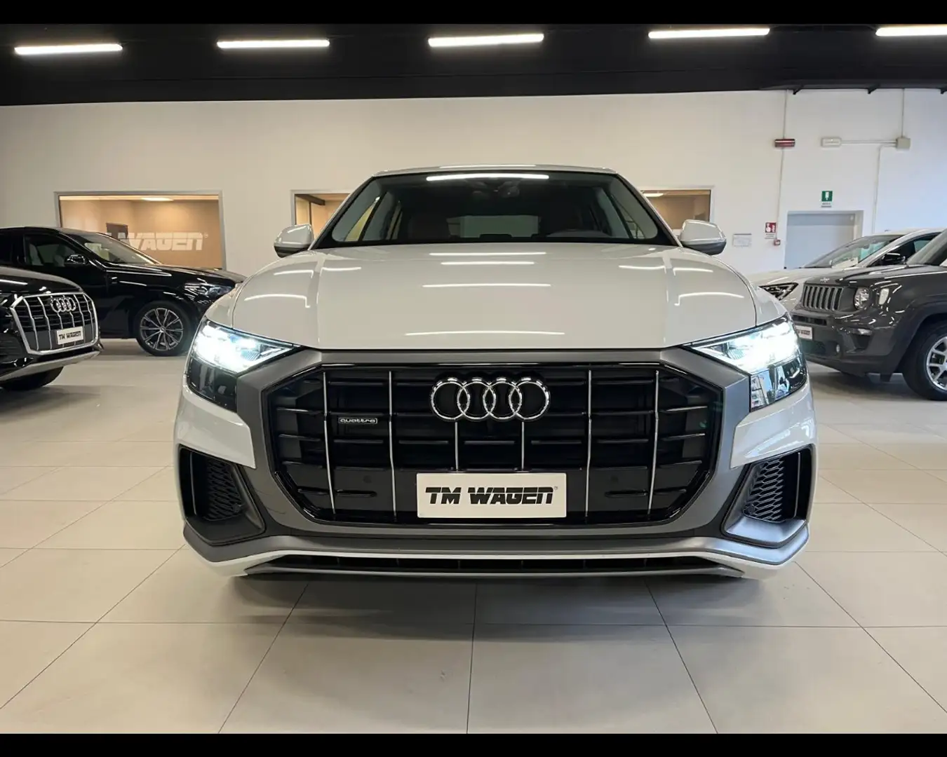 Audi Q8 50 TDI 286 CV quattro tiptronic Sport Bianco - 2